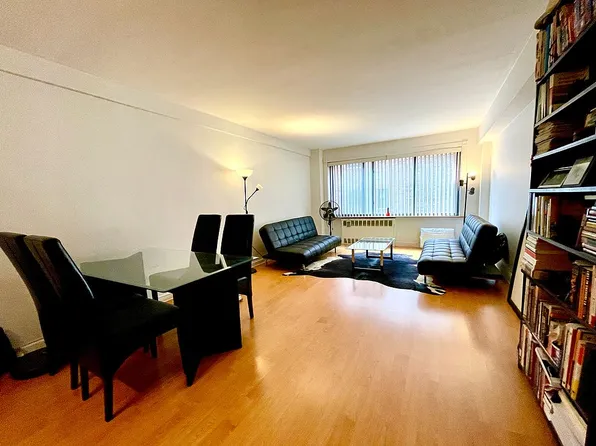 200 E 36th St APT 8H, New York, NY 10016