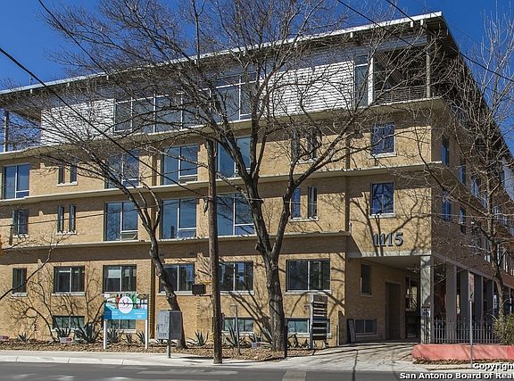 4th image of 1115 S Alamo St #2213
