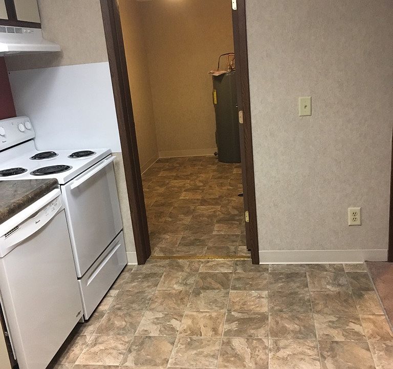 2nd image of 2875 Palumbo Dr APT 405