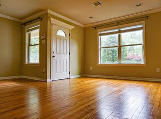 1570 Cheshire Ln, Houston, TX 77018
