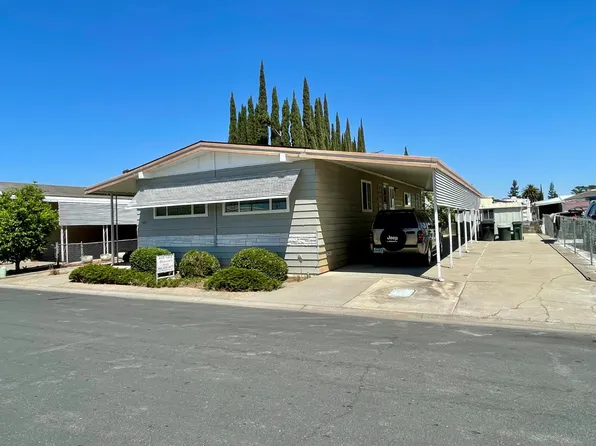 7403 Beret Ln, Sacramento, CA 95828