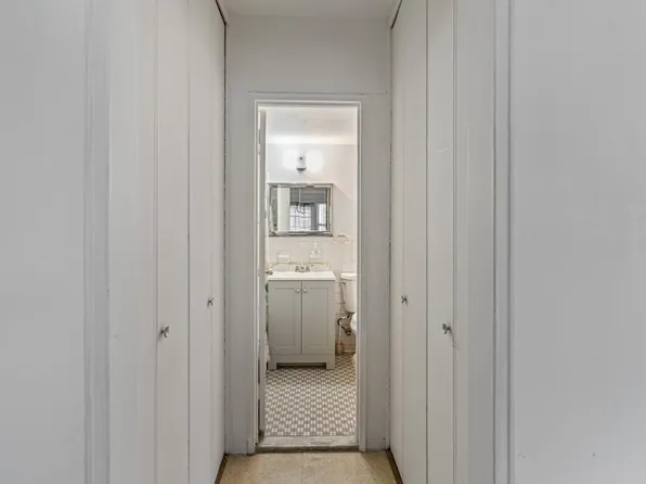 89-15 Parsons Boulevard image 11 of 18