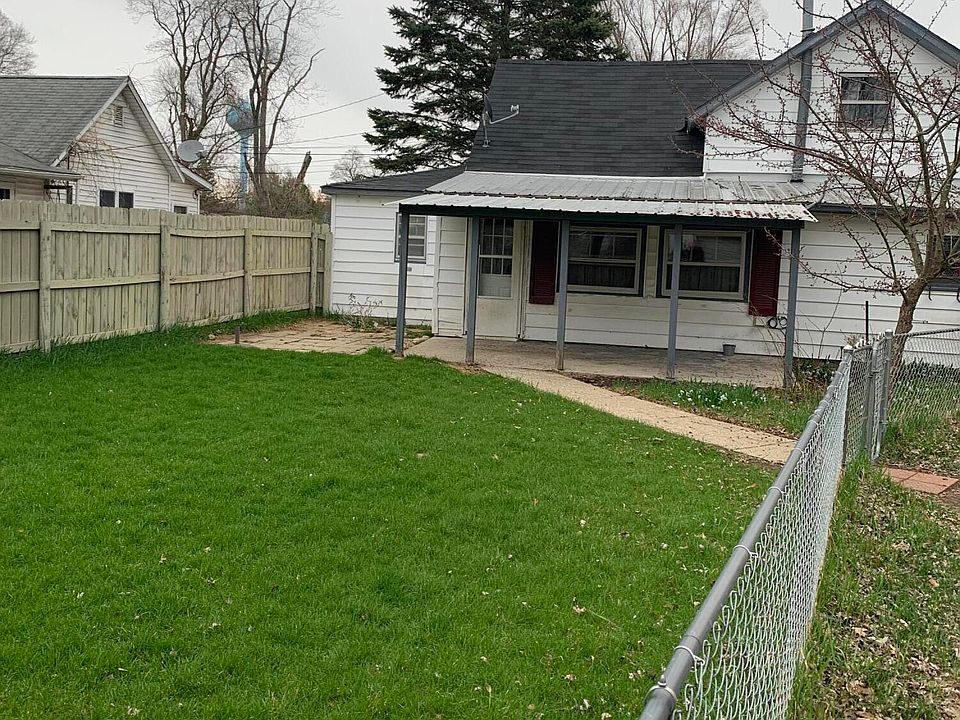 821 N Hemlock St, Evart, MI 49631 Zillow