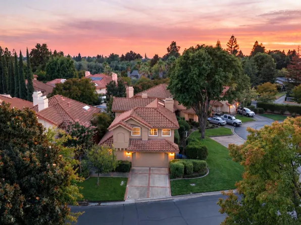 109 Marble Canyon Dr, Folsom, CA 95630