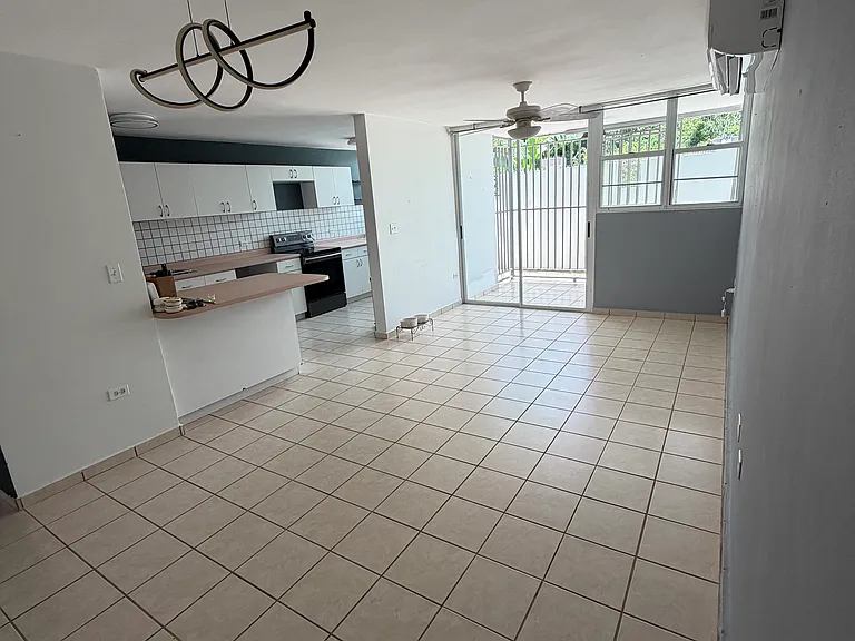 3000 Calle Coral #2412-TOA — Photo 2