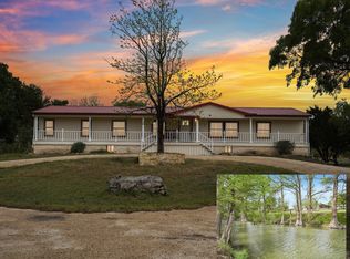 250 Wharton Rd, Kerrville, TX 78028