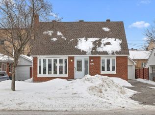 1446 Woodward Ave, Ottawa, ON K1Z 7W3