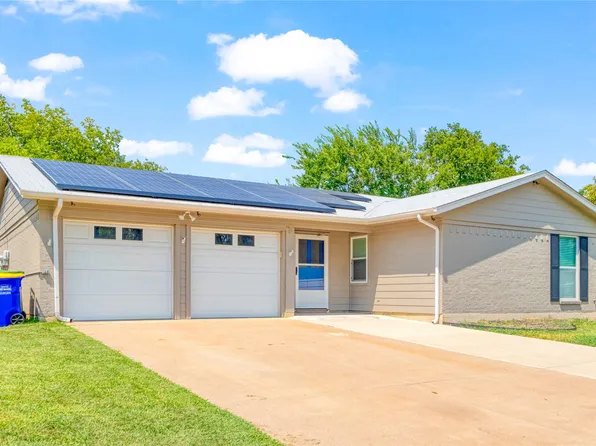 6513 Windrock Dr, Watauga, TX 76148