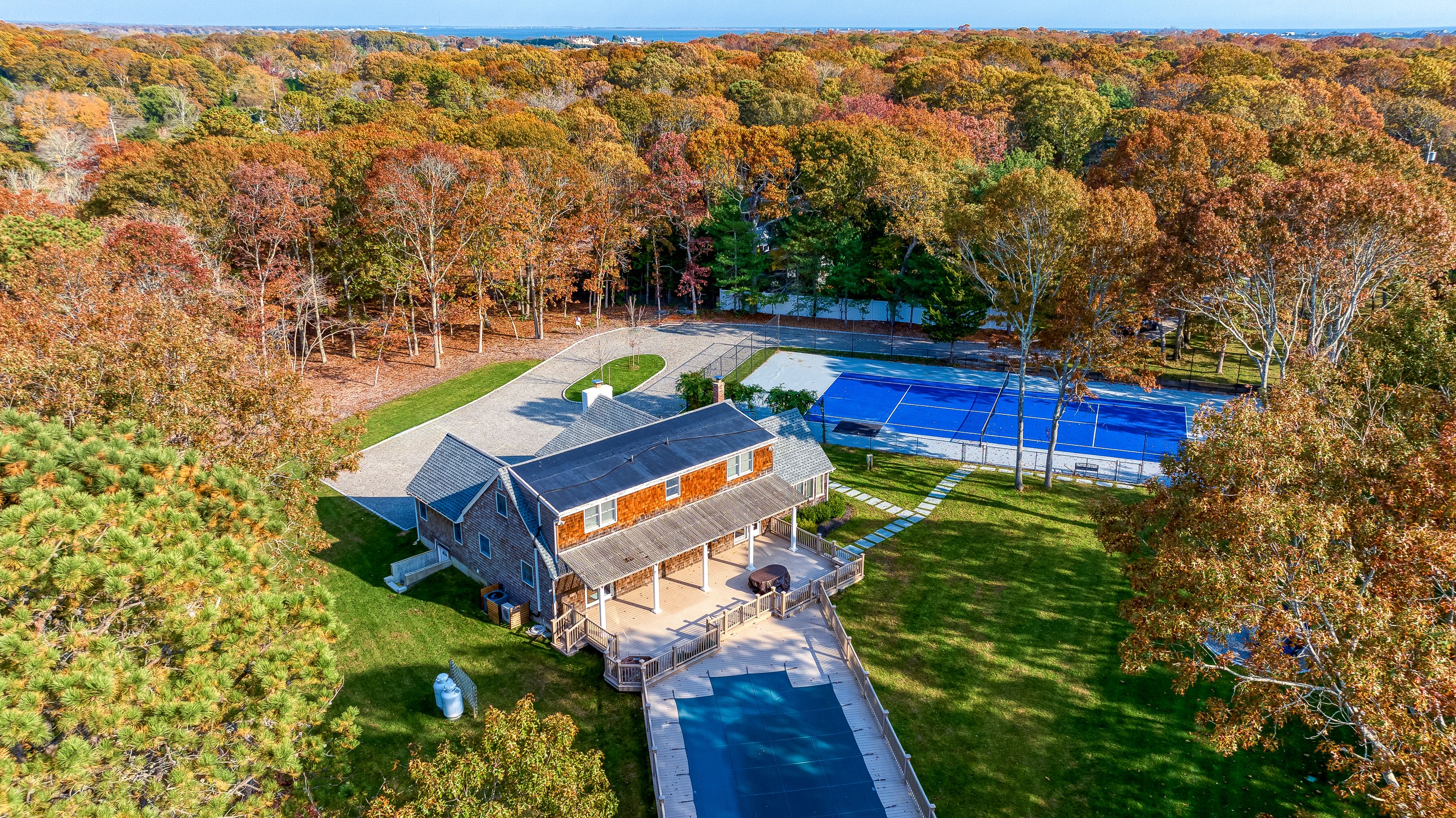 145 Montauk Hwy, Quogue, NY 11959 Out East