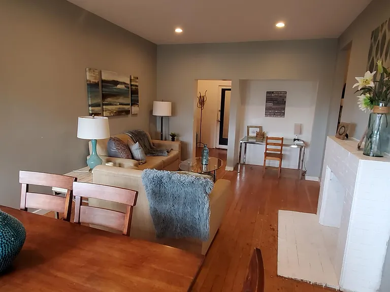 Living room top floor.