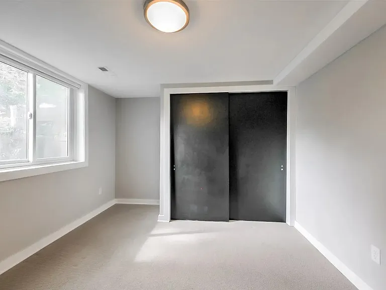 1321 S Pacific St — Photo 21