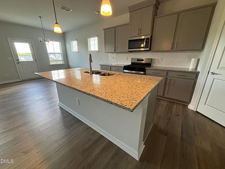 3230 Pelican Ln — Photo 10