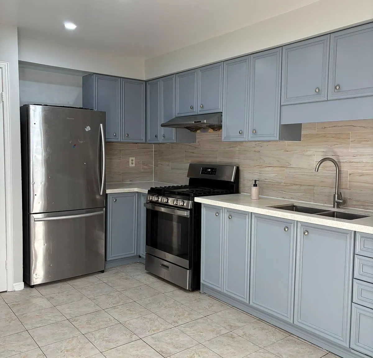 5 bed, $4,250 — Photo 4