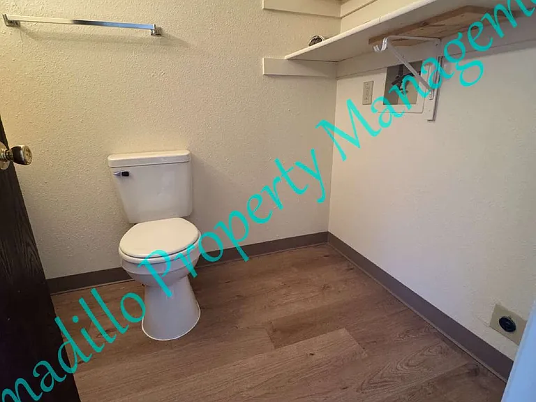 606 W Alpert Ct — Photo 4
