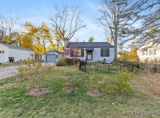 3747 Miramar Ave NE, Grand Rapids, MI 49525