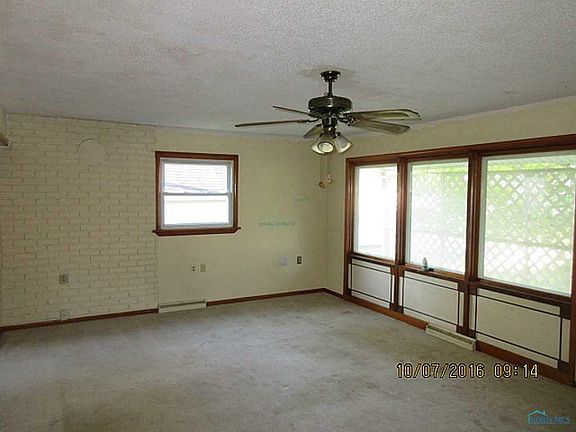 3rd image of 25688 Apex Ln