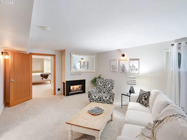 7725 SW Miner Way — Photo 13