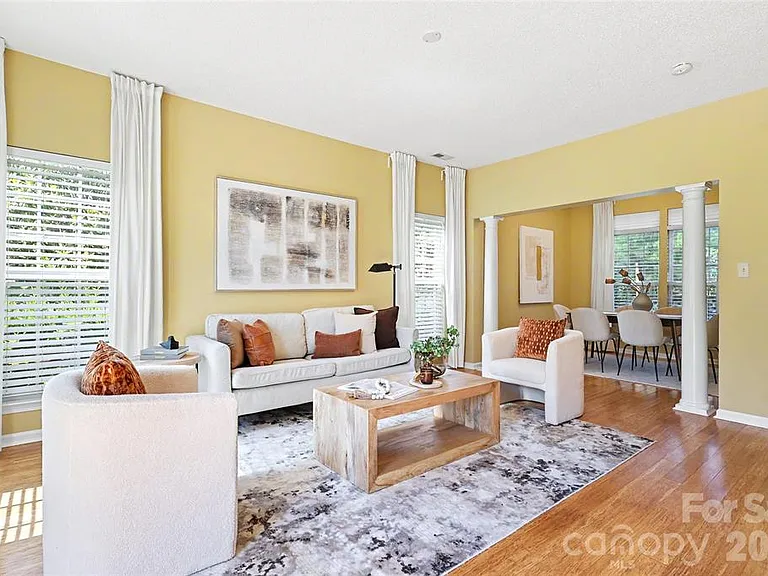 14802 Bergerac Ct — Photo 22