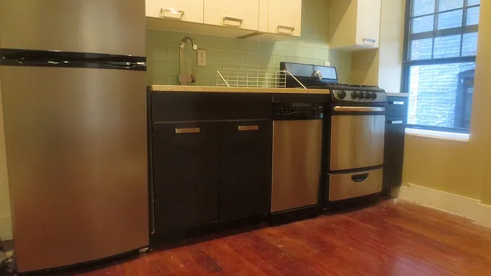 Rented by Bohemia Realty Group | media 13