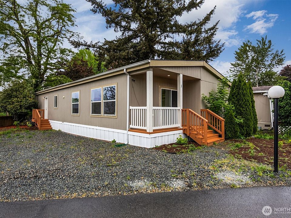 1st image of 1720 Maple Lane #1