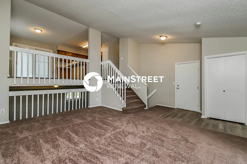 3930 Glenhurst St — Photo 3