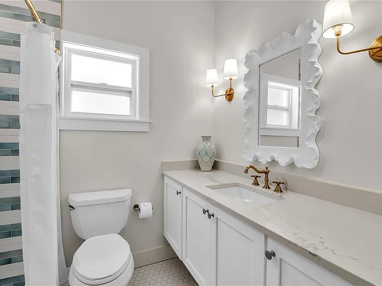 6979 Longboat Dr S — Photo 17