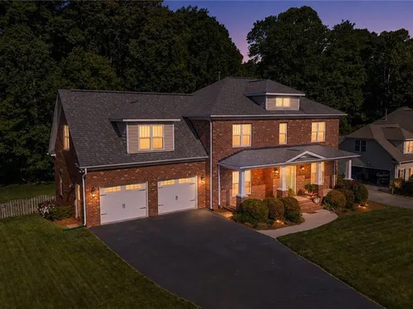 3509 Sanfords Creek Ct, Colfax, NC 27235