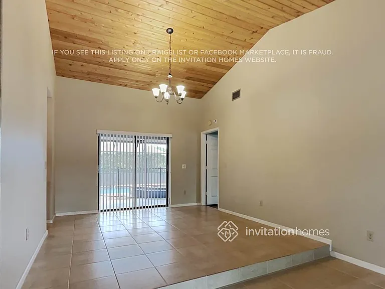 4069 Alpinia Ct S — Photo 10