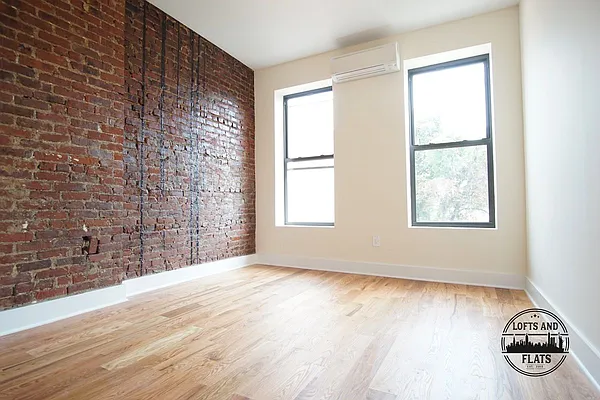 Rented by Lofts and Flats LLC | media 19