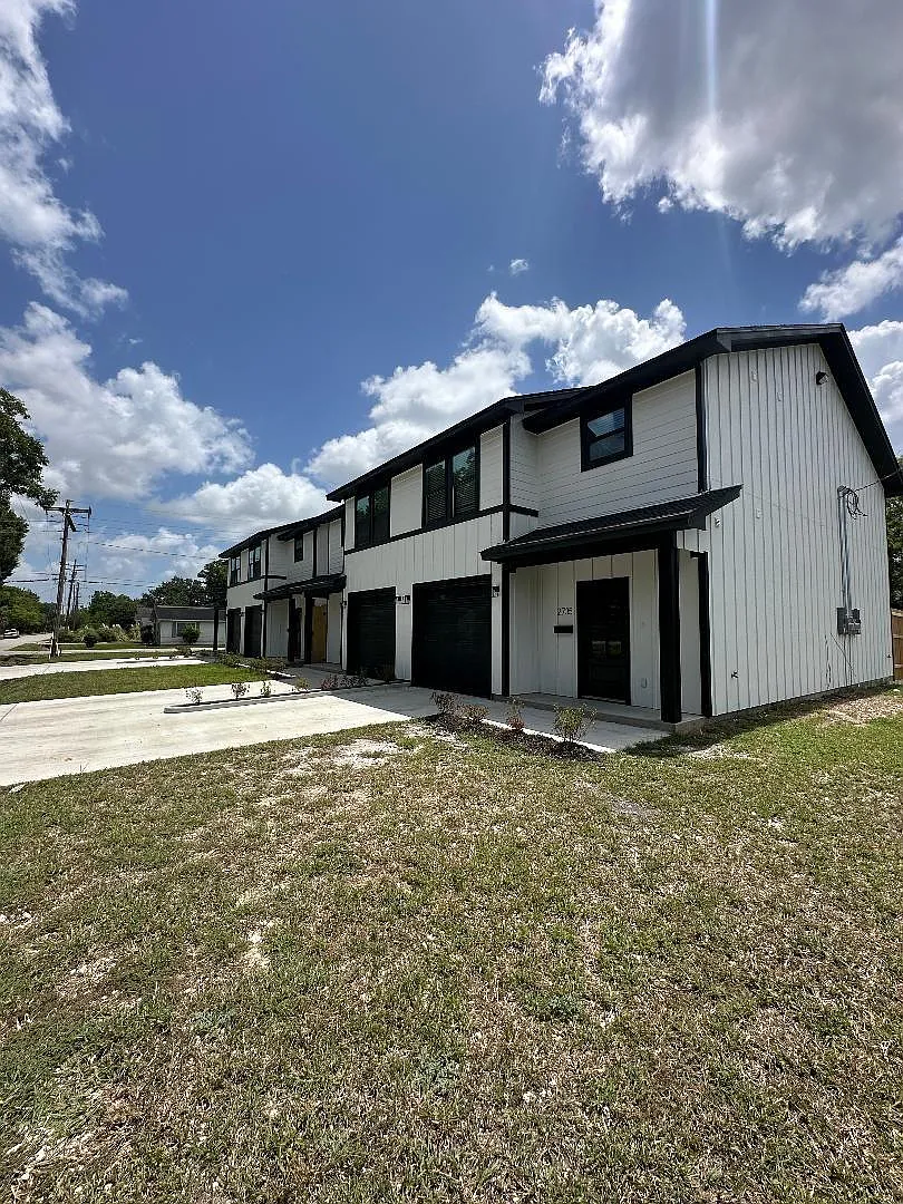 3 bed, 2.5 bath, 1500 sqft, $1,850 — Photo 1