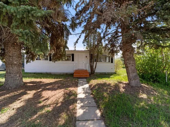4911 N 54th Ave, Viking, AB T0B 4N0