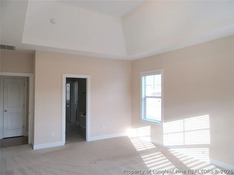 512 Rossendale Dr — Photo 19