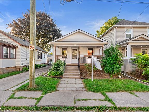 2nd image of 93 Sherwood Ave