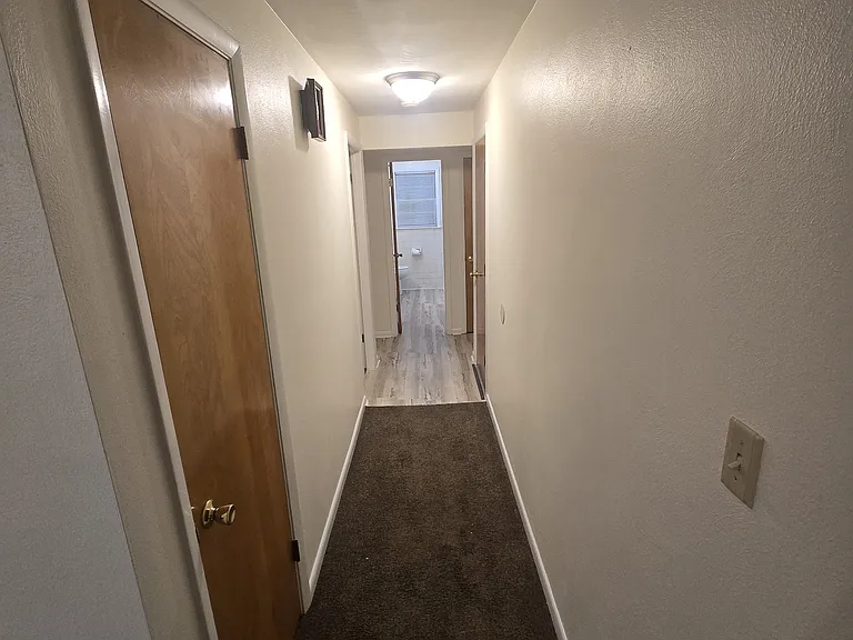 735 Mellen Dr — Photo 3