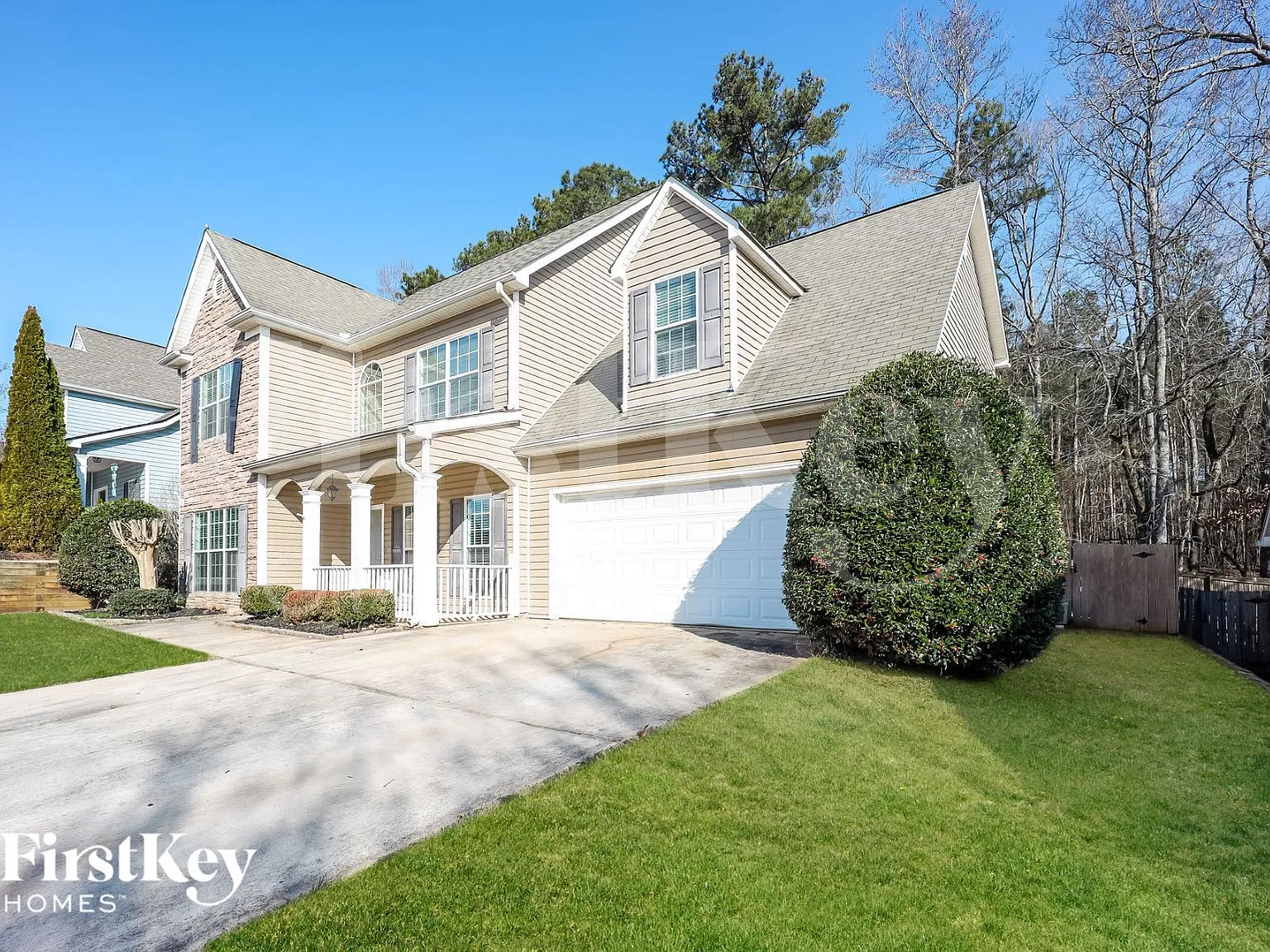 4 bed, 2.5 bath, 2716 sqft, $2,655 — Photo 1