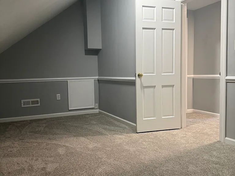 1423 Kilmer Ln #C — Photo 11
