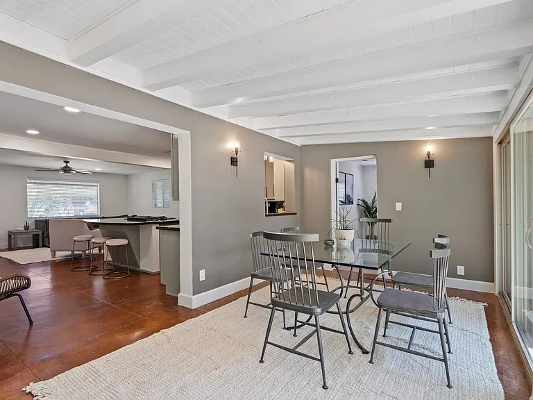 8744 N 6th Dr — Photo 17