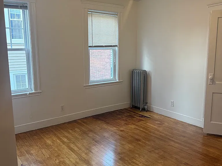 21 Hardy Ave #21 — Photo 5