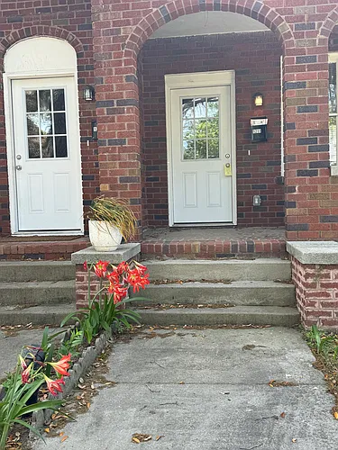 1211 E Anderson St #A Photo 1