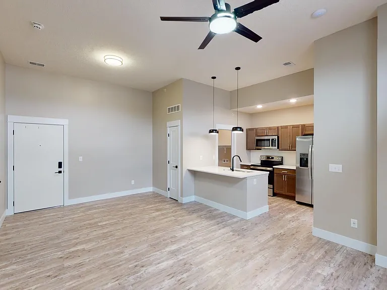 Element 30 Apartments — Photo 24
