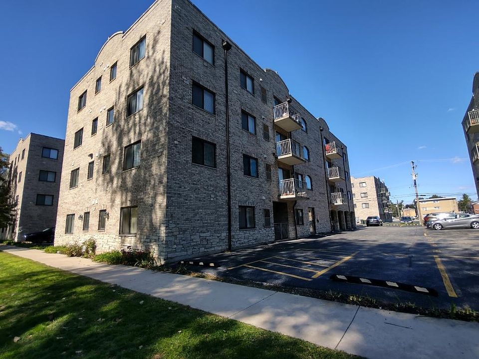 1st image of 7326 40th St Unit 3C
