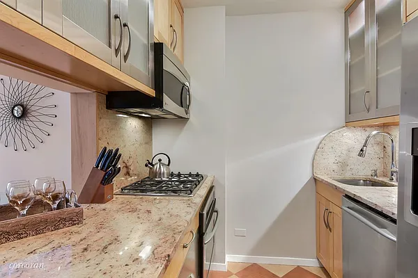 Sold by Corcoran | media 4