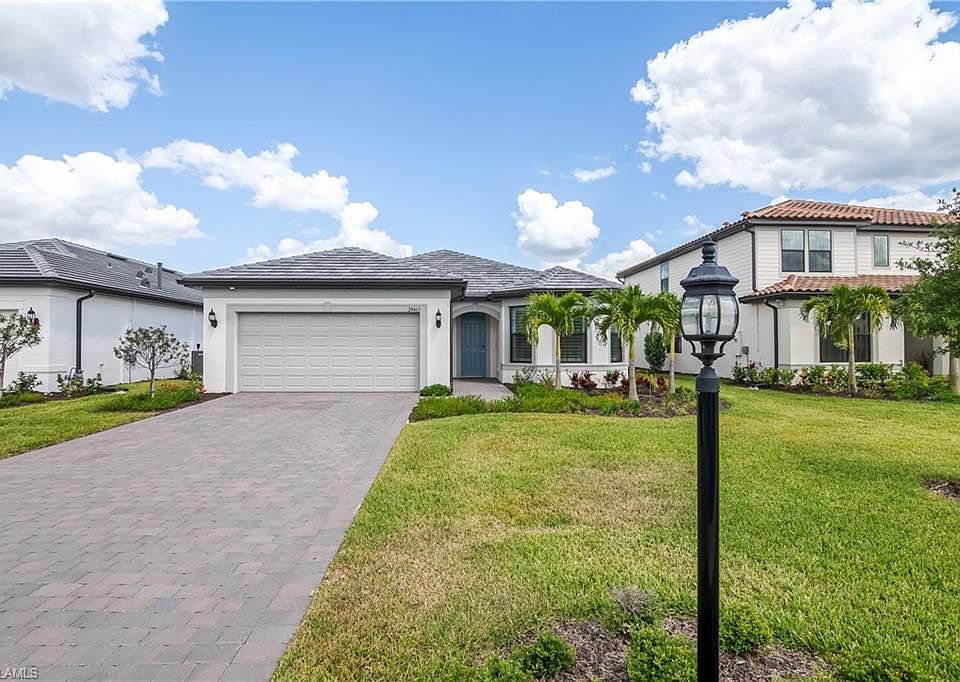 1st image of 20463 Pebble Glen Dr