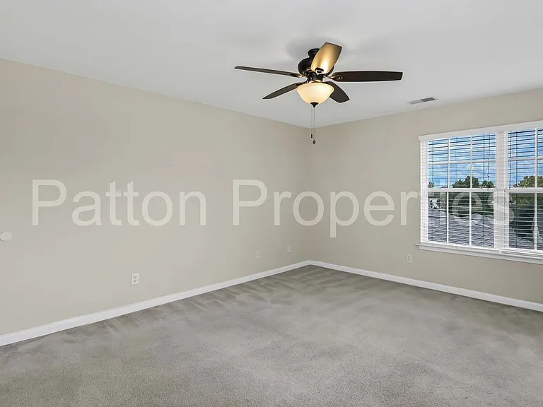 429 S Pickens St — Photo 17