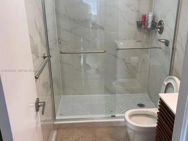 150 Ocean Lane Dr #8B — Photo 14