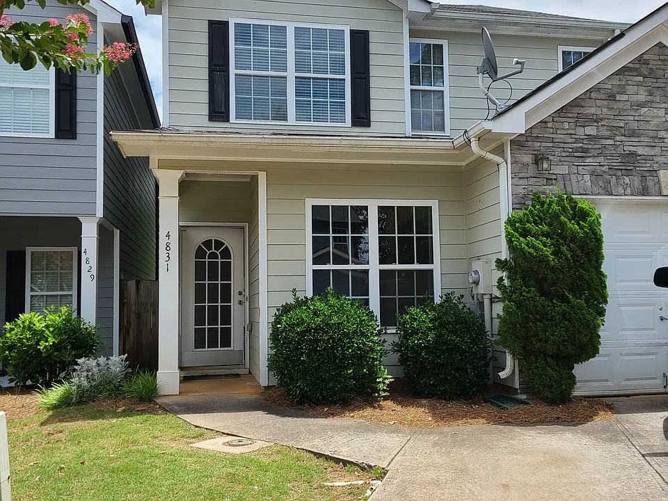 4831 Tangerine Cir