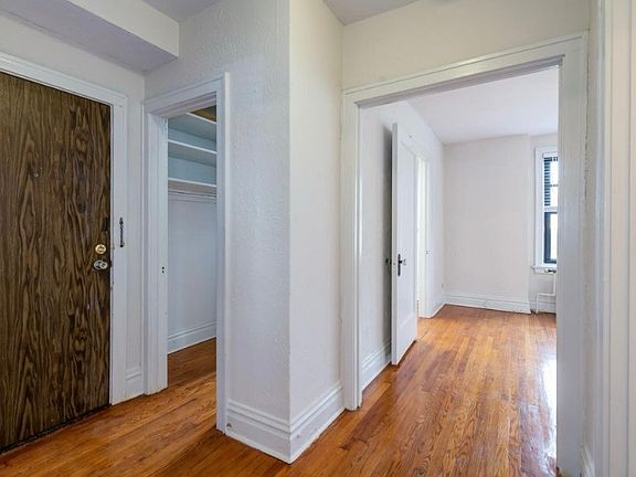 4th image of 5616 Pershing Ave APT 54