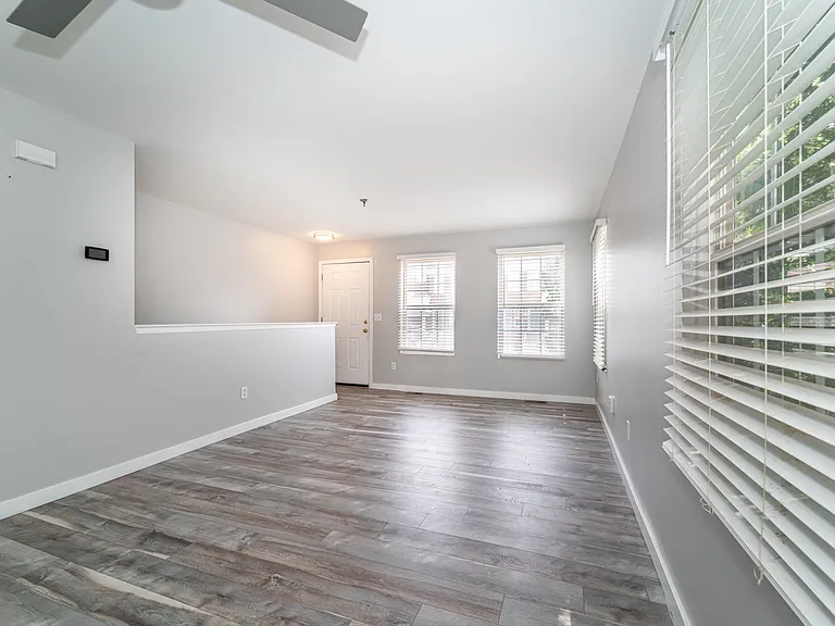 23279 Cornerstone Village Dr — Photo 13