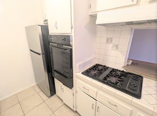5717 La Mirada Ave APT 7, Los Angeles, CA 90038