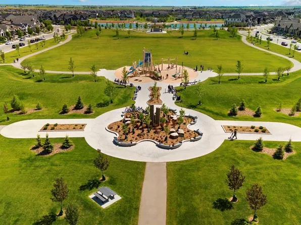 155 N Mahogany Gdns SE, Calgary, AB T3M 2V6